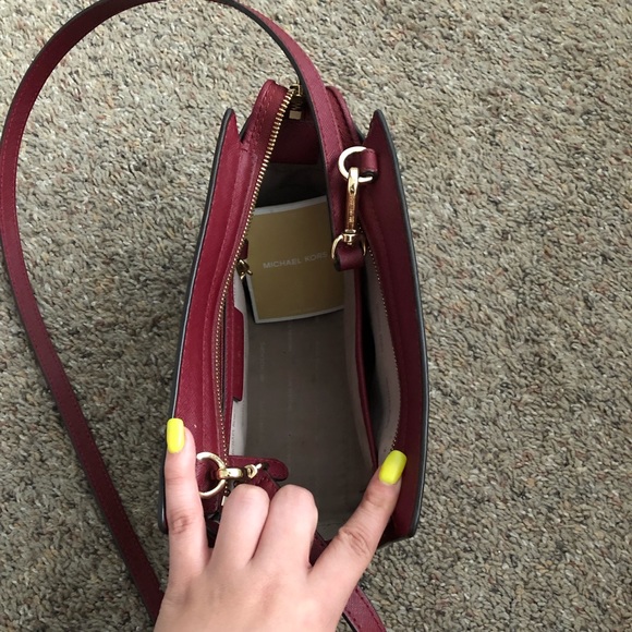 MK crossbody bag - Picture 4 of 4